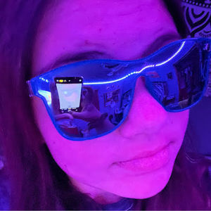 Meet your Posher, Chloe